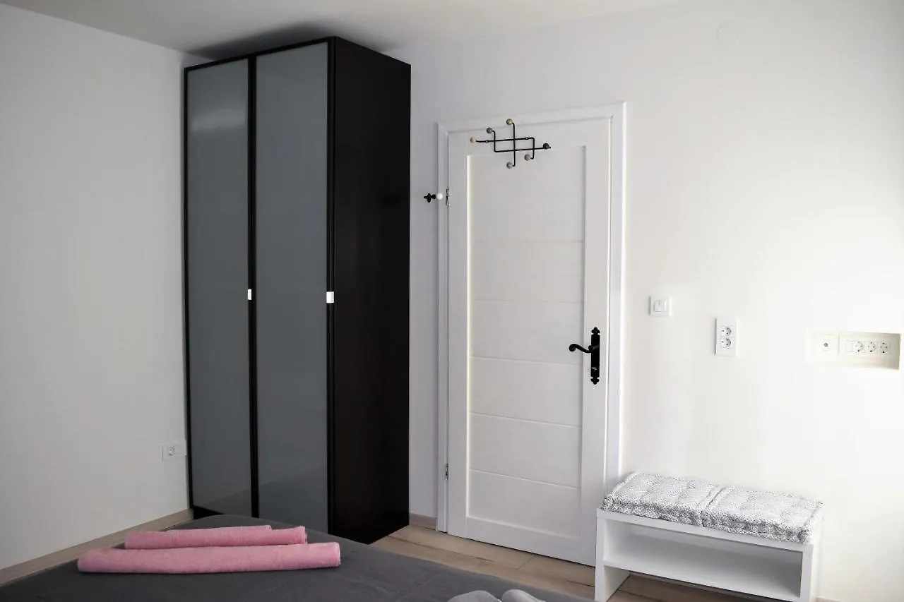 روفينج Apartment Periska